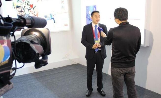 “科尔的土地与Fanatics达成协议在线销售其持牌运动装备”
