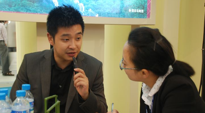 “今年甲骨文企业的拉里·埃里森因特斯拉投资受到压制”