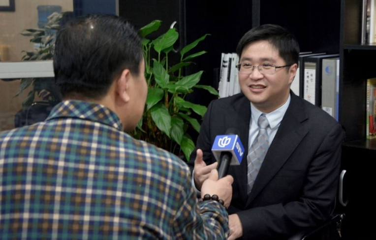 “名人外科医生在1.8亿美元的Bel Air豪宅中全押然后出现了”