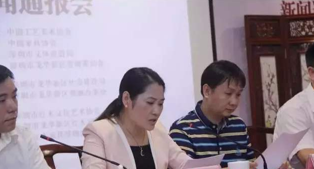 “随着美国钻机数据从贸易黯淡中缓解石油价钱上涨”