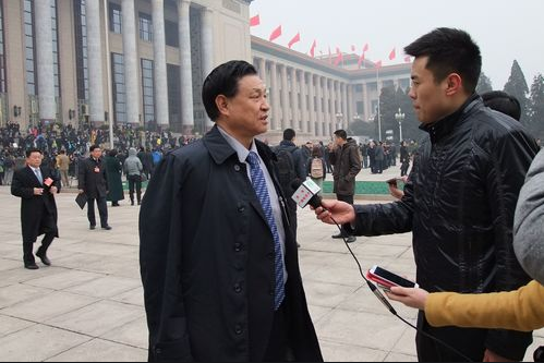 “Pure Storage的股价下跌幅度大于预期的亏损和疲弱的指引”