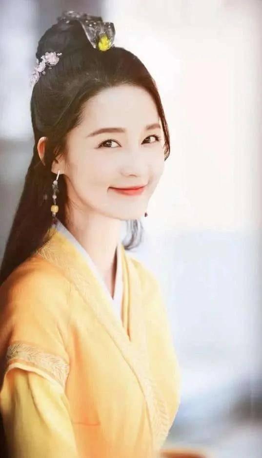 娱乐吃瓜姐李沁是谁,娱乐圈的“吃瓜女王”,揭秘她的星途历程